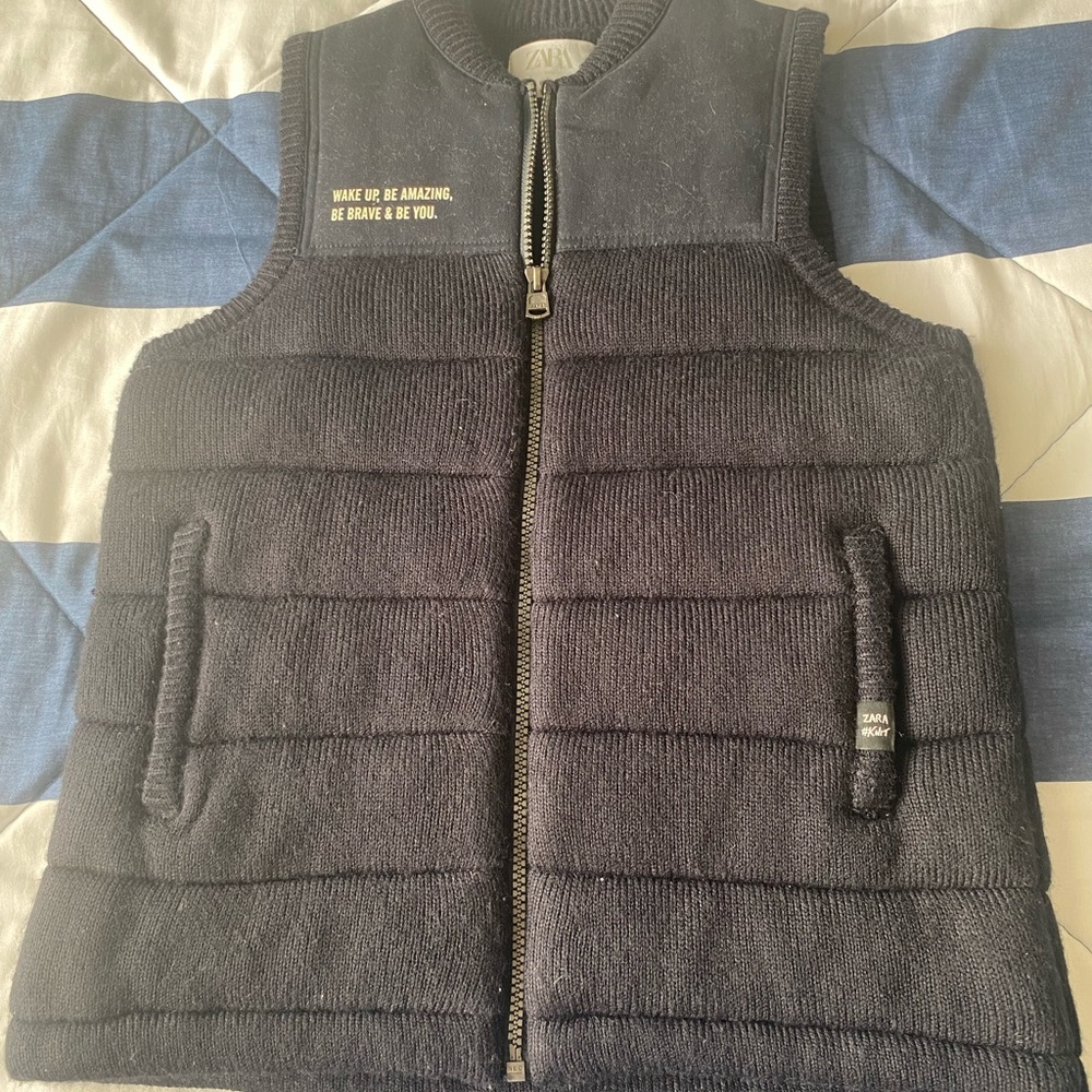 Boys Zara knitted vest